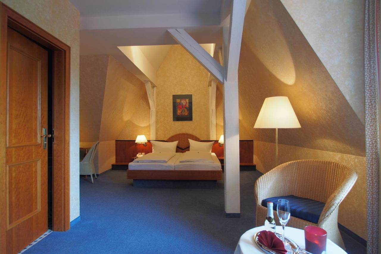 Hotel Schlossvilla Derenburg Oda fotoğraf